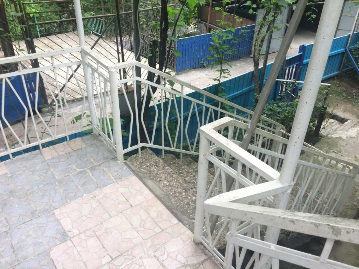 Guesthouse Malkhazi Borjomi Εξωτερικό φωτογραφία