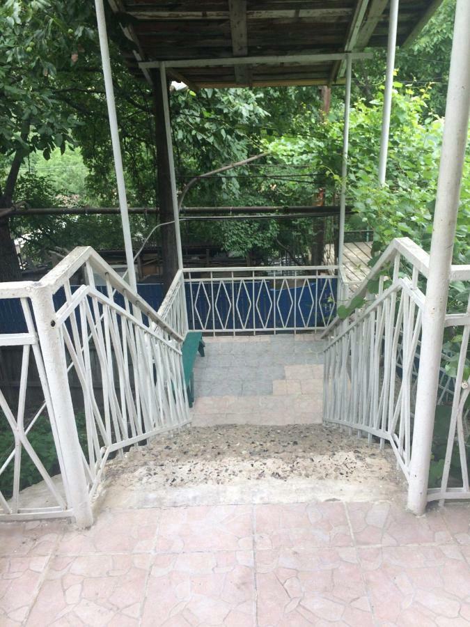 Guesthouse Malkhazi Borjomi Εξωτερικό φωτογραφία